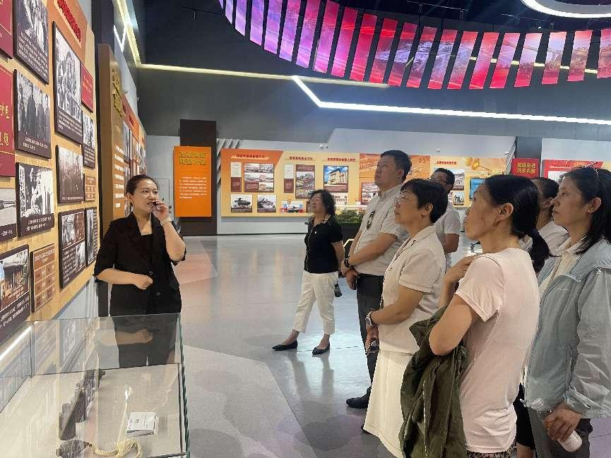 陜西省特種設備協(xié)會黨支部黨員主題活動--參觀西安兵器博物館